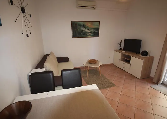 Apartament With Parking Space - Diklo, - 5875 Zadar
