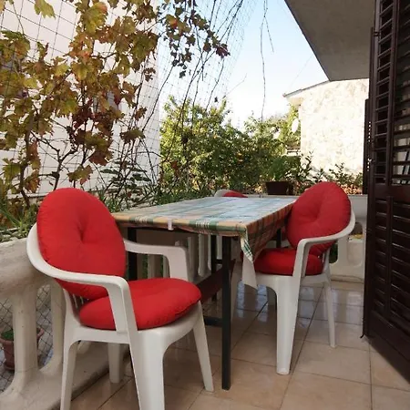 Apartments With A Parking Space Zadar - Diklo, Zadar - 5875 Apartment *
