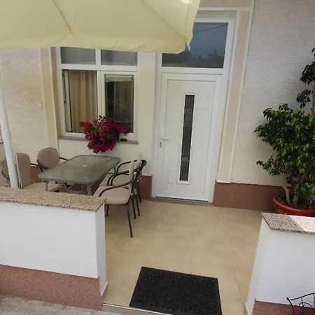 Apartments With Parking Space Zadar - Diklo, Zadar - 5875 Apartment Zadar